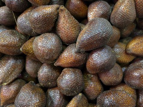 snakefruit   famous  buah salak  local fruit  indonesia