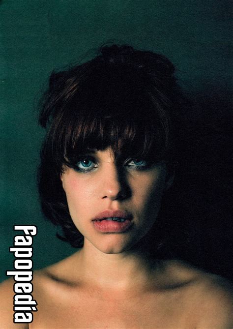 Bruna Linzmeyer Nude Leaks - Photo #45679 - Fapopedia