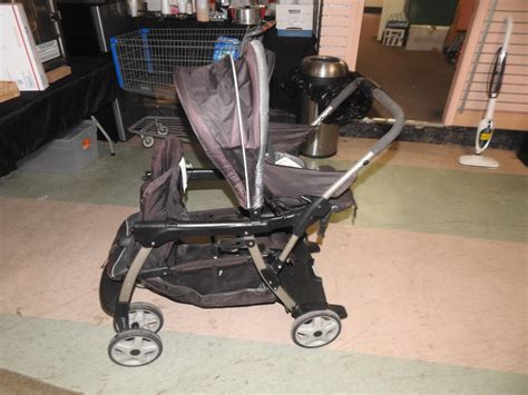 Lot - Graco Dual Stroller
