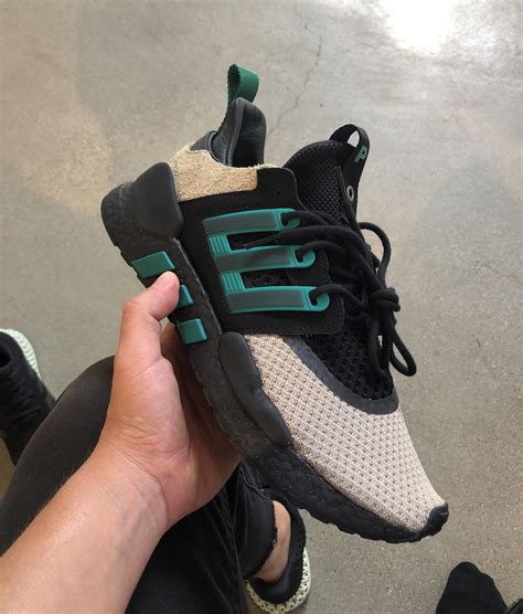 The materials are insane on this shoe. : r/Sneakers