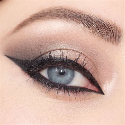 Makeup Services Redesign - Macro Eye | MAC Australia