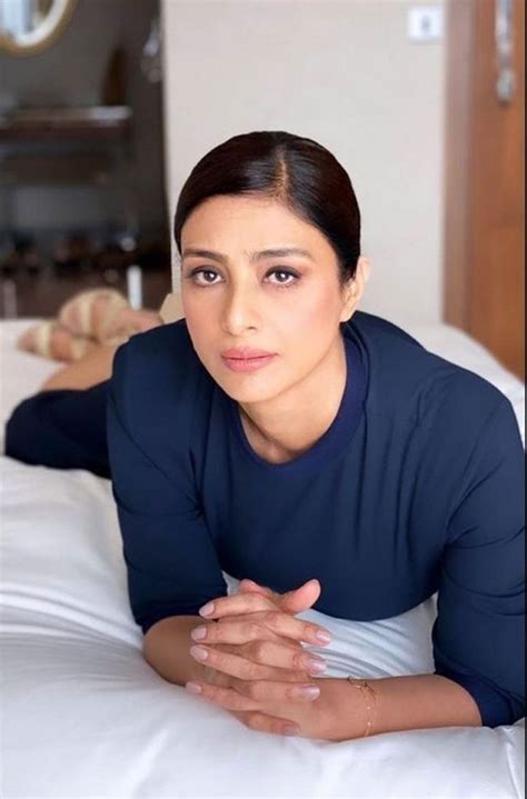 Tabu: 51 ఏళ్ళ వయసులో కూడా ఘాటు అందాలు.. టబు లేటెస్ట్ గ్లామర్ ఫోటోలు ...