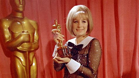 Oscar Rewind: Pop Star Plays a Performer and Wins? It’s Happened Before ...