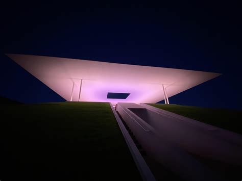 Finally made it to James Turrell's Twilight Epiphany Skyspace this