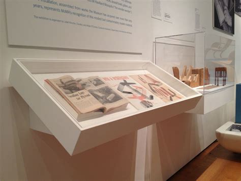 Museum Display Case Design at Brittany Molina blog