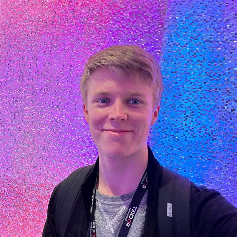 RAs & Peer Mentors | livingartsengine