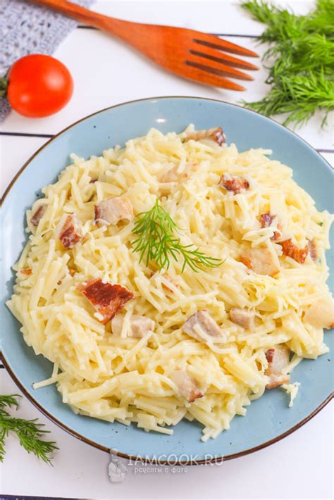 Вермишель с беконом, сыром и сливками — рецепт с фото пошагово