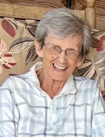 Vining Ivy Hill Chapel • Eatonton, Georgia