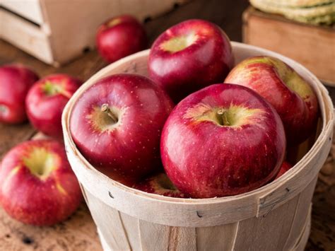 What Are Cortland Apples - Learn About Cortland Apple Tree Care