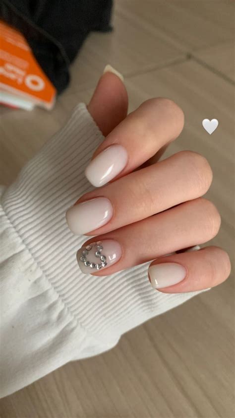 Пин от пользователя lolaaa на доске nails | Короткие ногти ...