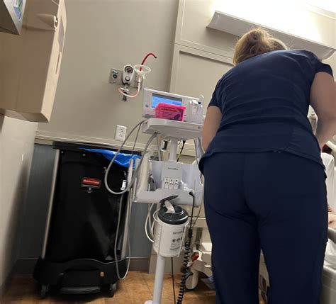 Thick booty nurse 🤤 - Spandex, Leggings & Yoga Pants - Forum