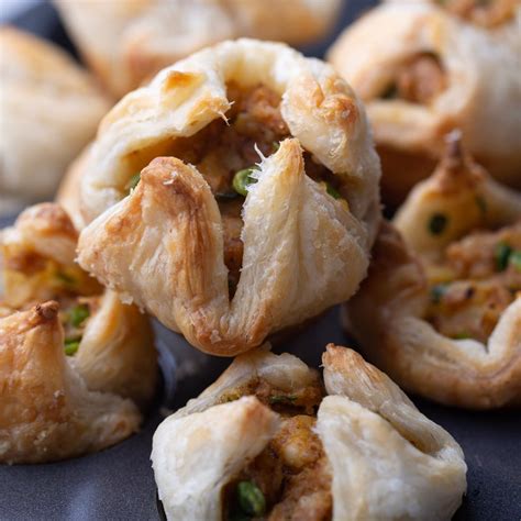 Puff pastry samosa recipe | Baked samosa - Custer Dhaba