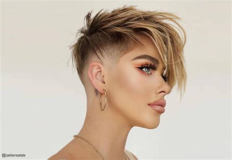 27 Edgy Pixie Cuts for Women of All Ages and Hair Textures