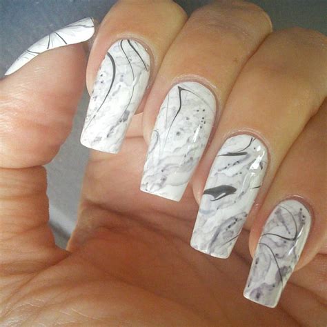 48 Fantastic Sharpie Nail Art Designs For This Spring