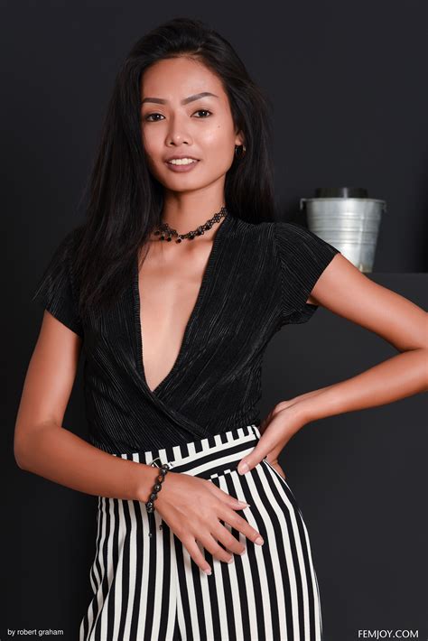 วอลเปเปอร์ : Magen Model, Femjoy com, ผู้หญิง, ผมยาว, เสื้อ, กางเกง