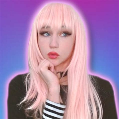 Pretending to be a girl at 2 am prank #vladncl #prank #pranked #