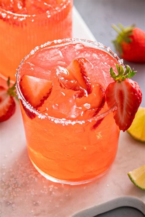 17 Authentic Mexican Margaritas to Make at Home - Insanely Good