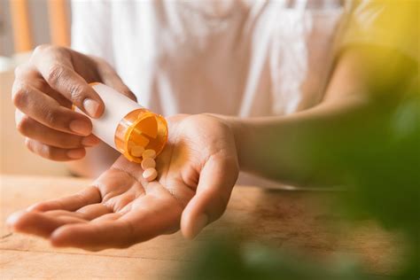 Metformin for Weight Loss: Side Effects, Cost & More