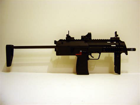 Tokyo Marui MP7A1 PDW - 25 Pictures - Airsoft Canada