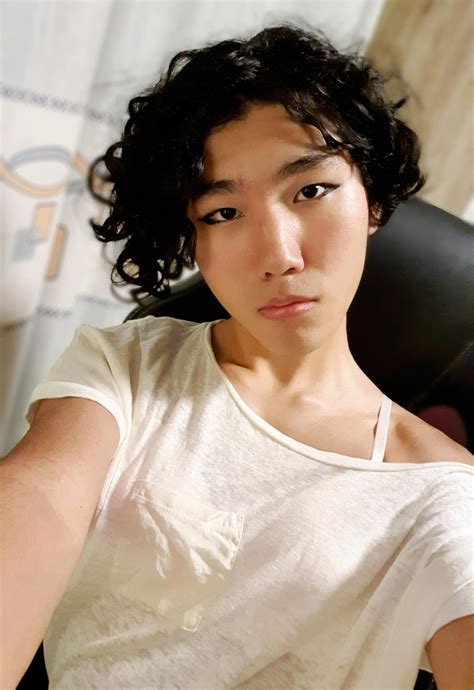 15 best u/individual-wave-3585 images on Pholder | Asian Femboys