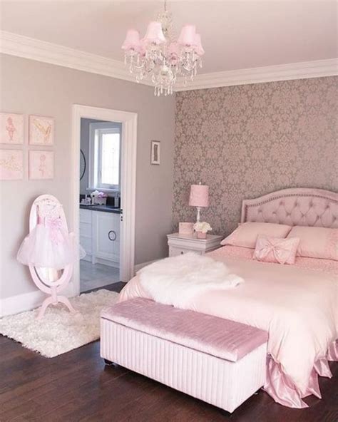 20+ Rose Gold Themed Bedroom