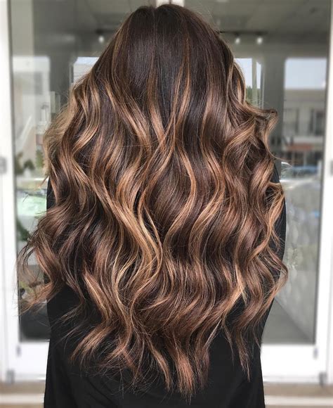 Albums 93+ Pictures Dark Brown Hair Color With Highlights Pictures Full ...