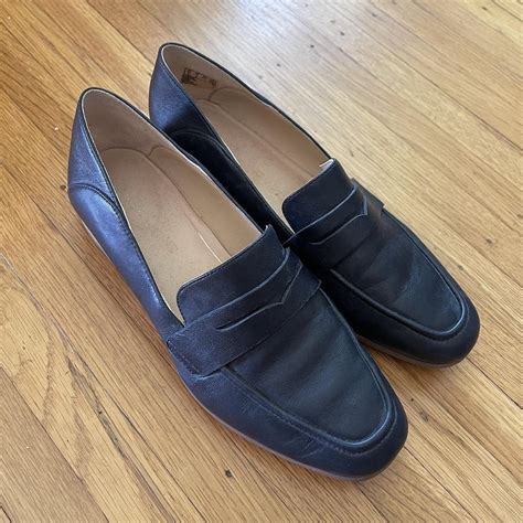 CLARKS WOMENS LOAFERS US 7; great condition—... - Depop