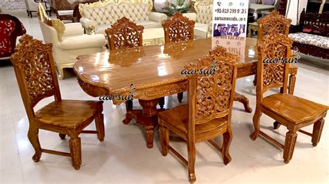 Classic Dining Table Set in Solid Wood