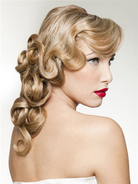 Updos and upscale hairstyles for special occasions, following major trends