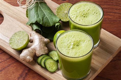 Suco Desintoxicante Para Desinchar - Receita de Suco detox para desinchar com couve, limão e gengibre ...