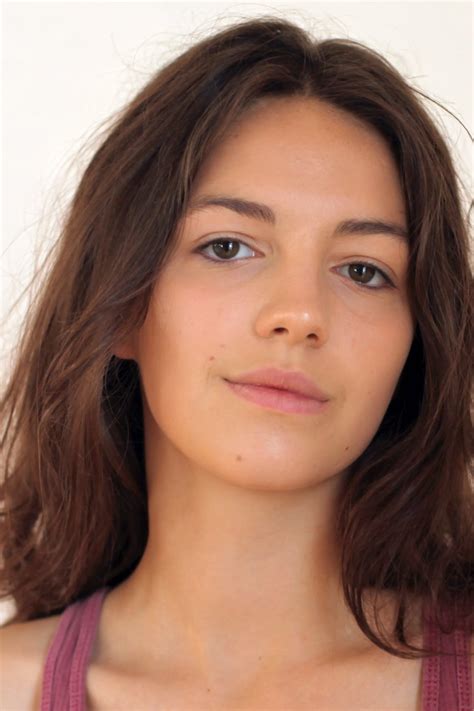 Ella Hunt - Profile Images — The Movie Database (TMDB)