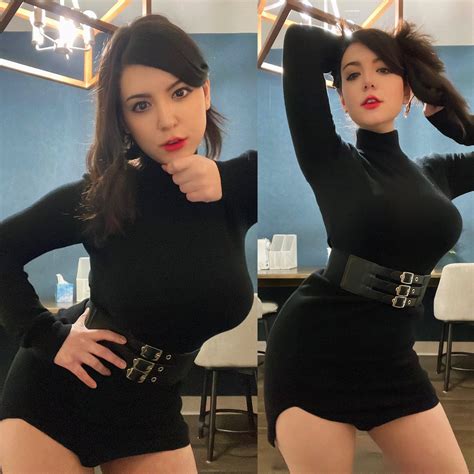 Black dress : r/2busty2hide