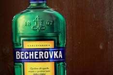 Малиновая настойка: 5 рецептов в домашних условиях