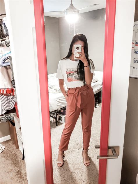 The Daily Amy: August Monthly Wrap Up | Everyday outfits, Cute simple