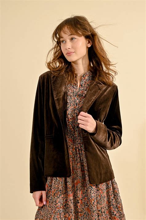 Milena Velvet Blazer Chocolate - Divine 