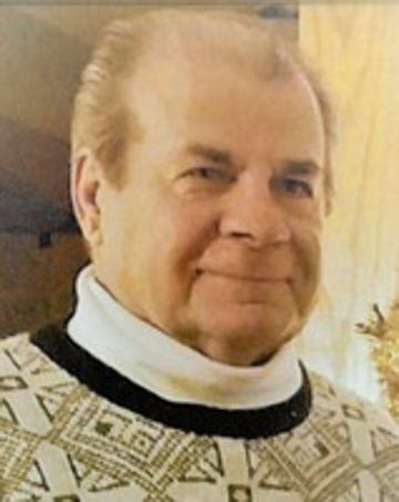 MarshfieldNewHerald Obituary: Experts Weigh In on the Controversy - ue5njvo
