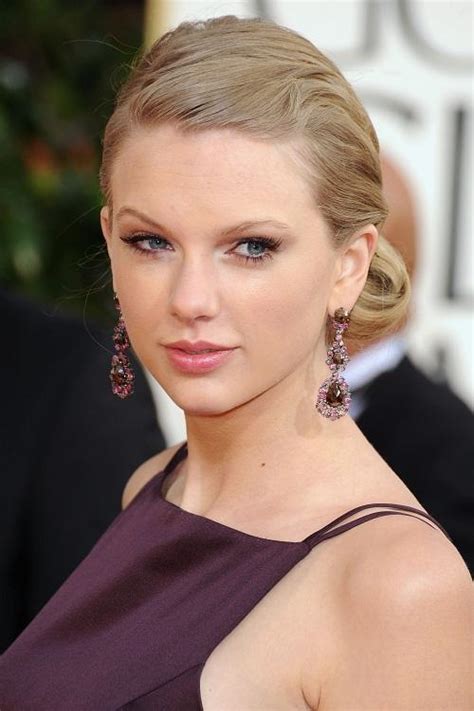 Golden Globes Nominee Taylor Swift Talks Writing 'Hunger Games' Song ...