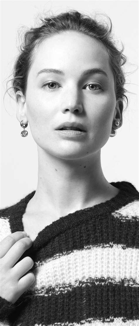 1644x3840 Resolution Jennifer Lawrence 2023 Black and White 1644x3840
