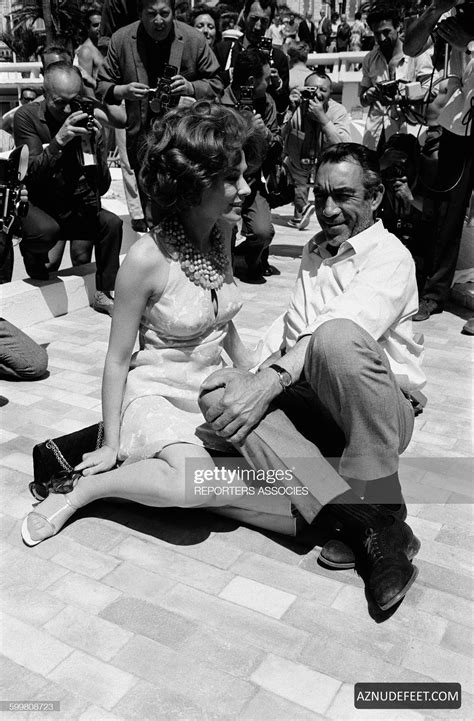 IRINA DEMICK Feet - AZNudeFeet