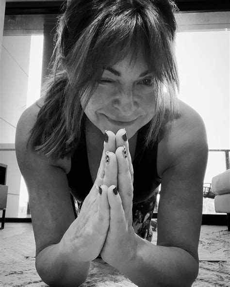 Winking workout : r/Suzi_Perry