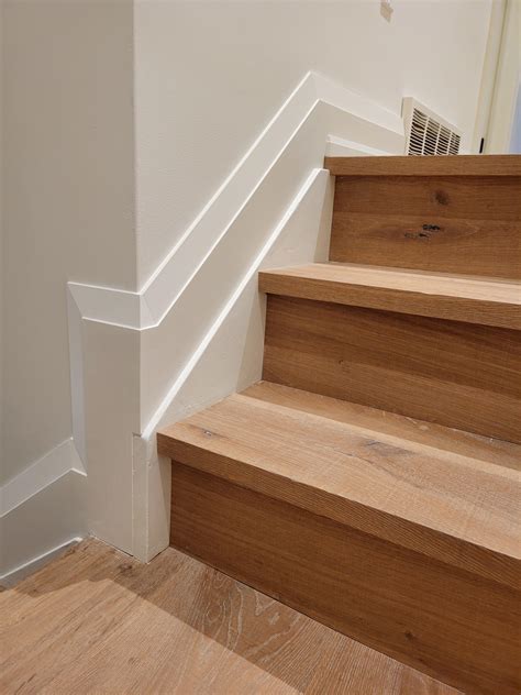 I heard we are posting wrap-around miters now : r/Carpentry