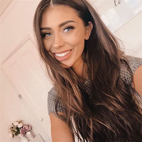 Pin by reiss Biby on Hair | Long hair styles, Hair, Hair styles