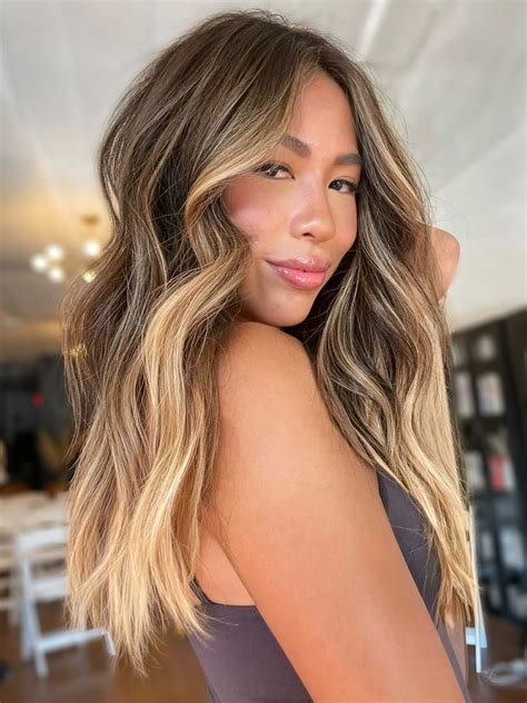 Getting the best style for your hair with balyage 8