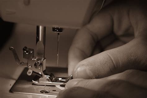 sewing machine safety tips  avoiding injuries  sewing
