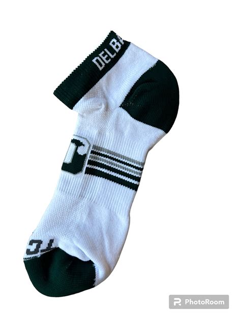 how to cut sock 5