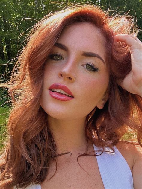 Zoe Neli - OnlyPedia – The #1 OnlyFans Profile Database & Discovery Tool