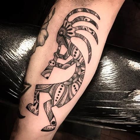 Kokopelli Tattoos Explained: Origins, Meanings & Tattoo Designs