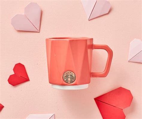 Starbucks Valentines Cups: Spreading Love with Starbucks' Valentine's ...