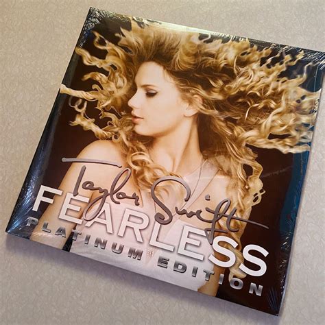 Taylor Swift - Fearless Vinyl, Hobbies & Toys, Music & Media, Vinyls on ...