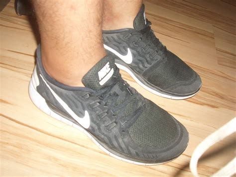 Mit 12 Jahren keine Socken in Sneaker? (Nike, barfuß, Gummi)